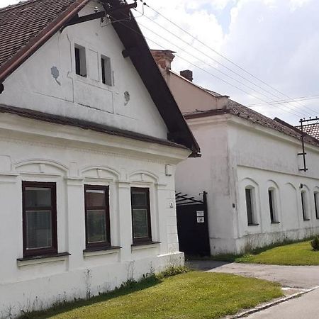 Farma Macas Villa Lázně Bohdaneč Kültér fotó