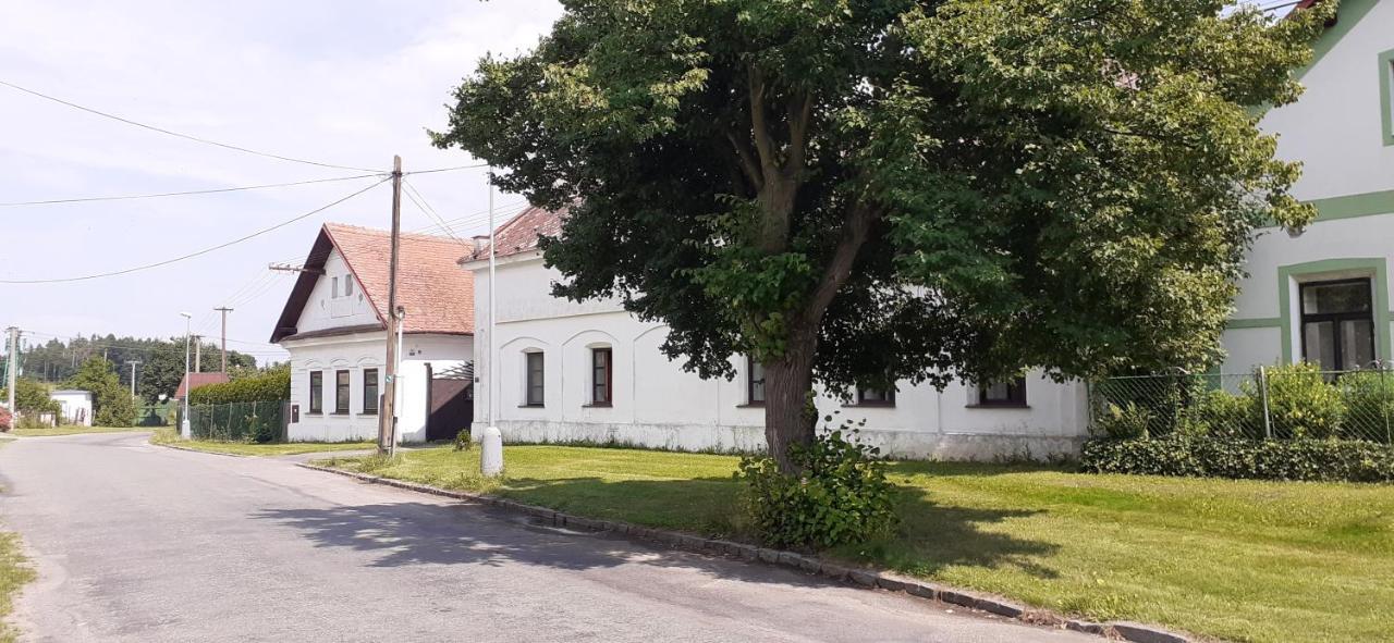 Farma Macas Villa Lázně Bohdaneč Kültér fotó