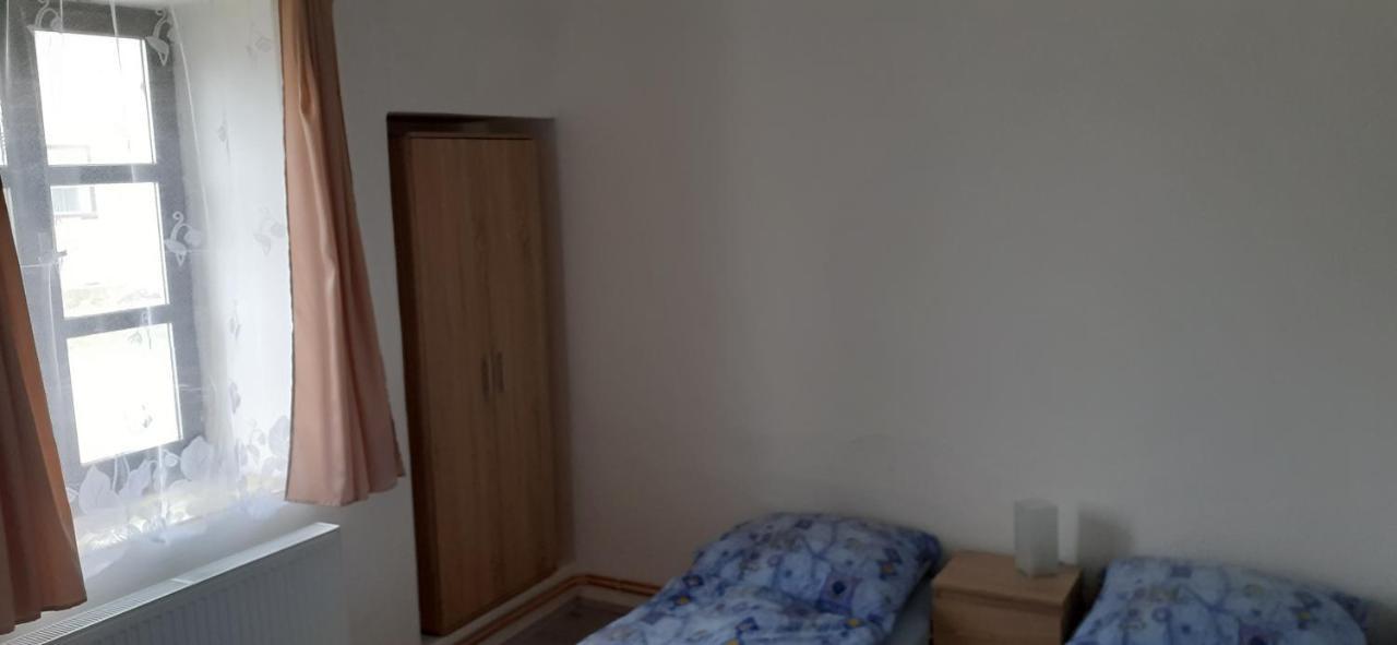 Farma Macas Villa Lázně Bohdaneč Kültér fotó